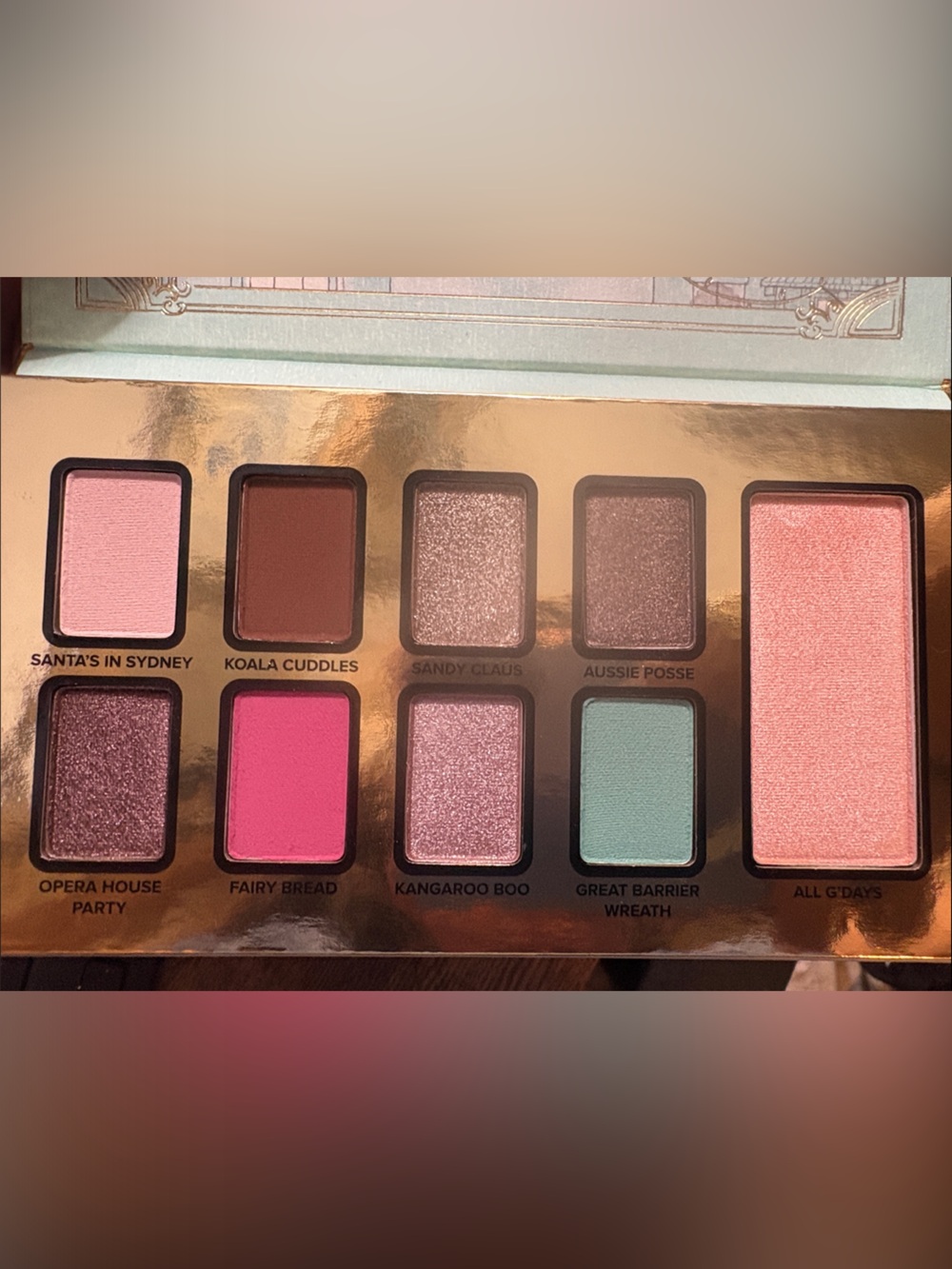 Too Faced ~ Christmas in Sydney Eyeshadow Palette - Picture 5 of 5